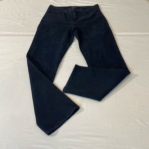 NYDJ WOMENS BLACK JEANS SIZE 4P , VERY GOOD PREOWNED CONDITION